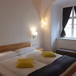 60qm Naabtal Im Historischen Pfarrhaus Pielenhofen