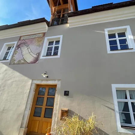 60qm Naabtal Im Historischen Pfarrhaus